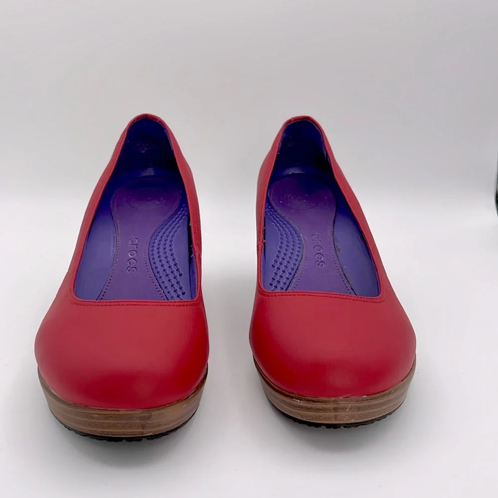 Crocs - women’s A-‎ Leigh wedges red vegan leather shoes size 9